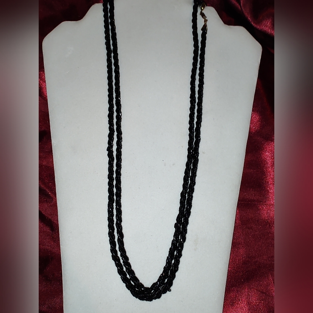 Vintage Elegant Black Glass Beaded Necklace